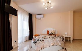 Sandanski Peak Guest Rooms